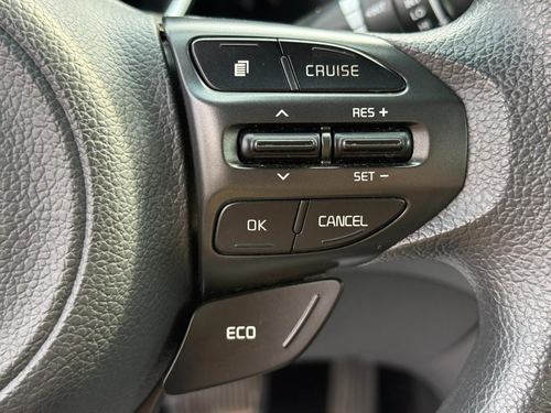 2015 Kia Optima GL - Middle-low — photo 28