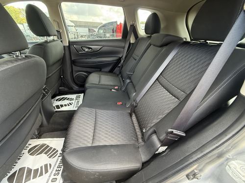 2019 Nissan Rogue SV — photo 26