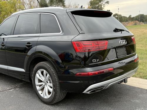 2017 Audi Q7 2.0T Premium — photo 10