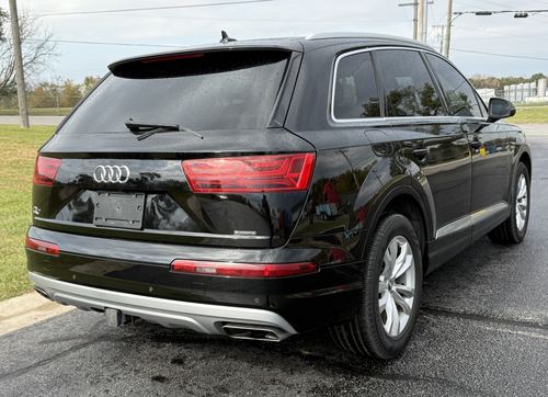 2017 Audi Q7 2.0T Premium — photo 40