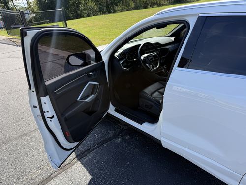 2021 Audi Q3 40 Premium — photo 6