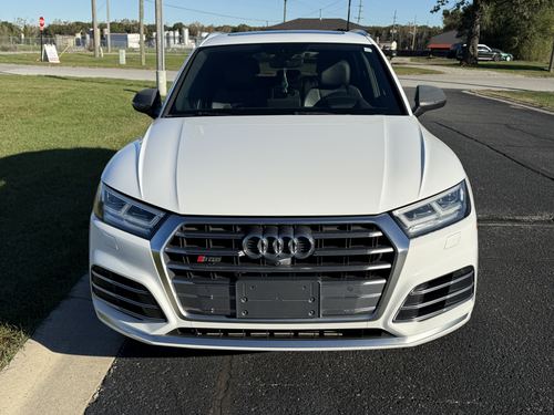 2018 Audi SQ5 3.0T Prestige — photo 6
