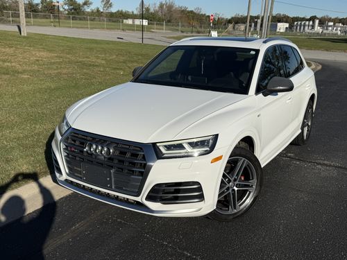 2018 Audi SQ5 3.0T Prestige — photo 4