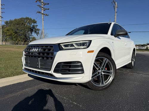 2018 Audi SQ5 3.0T Prestige — photo 2