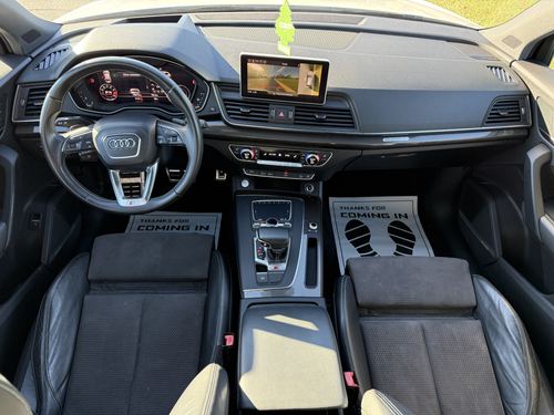 2018 Audi SQ5 3.0T Prestige — photo 17