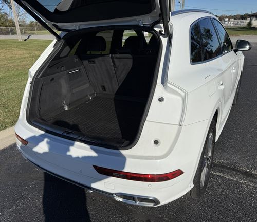 2018 Audi SQ5 3.0T Prestige — photo 40