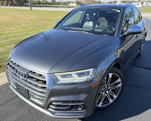 2018 Audi SQ5 3.0T Prestige — photo 4