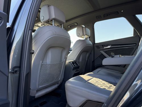 2018 Audi SQ5 3.0T Prestige — photo 27