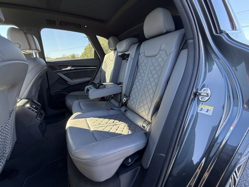 2018 Audi SQ5 3.0T Prestige — photo 26