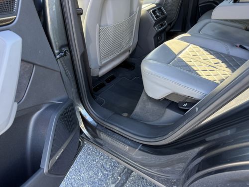 2018 Audi SQ5 3.0T Prestige — photo 29