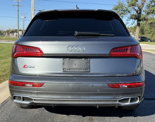 2018 Audi SQ5 3.0T Prestige — photo 40