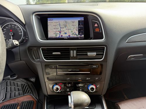 2015 Audi Q5 2.0T Prestige — photo 19