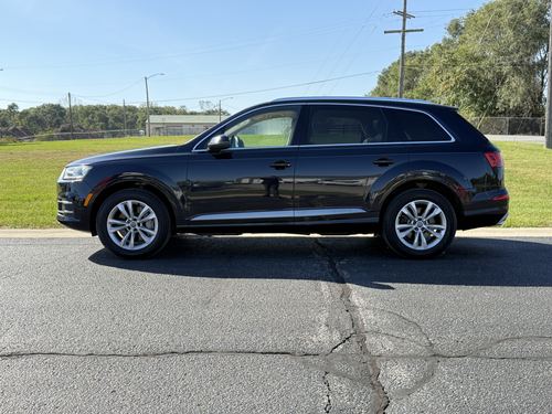2017 Audi Q7 3.0T Premium — photo 12