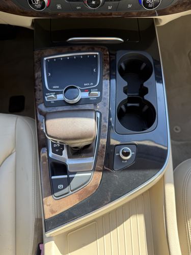2017 Audi Q7 3.0T Premium — photo 23