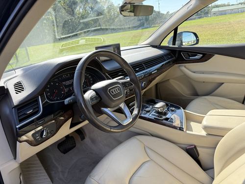 2017 Audi Q7 3.0T Premium — photo 16
