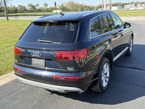 2017 Audi Q7 3.0T Premium — photo 7