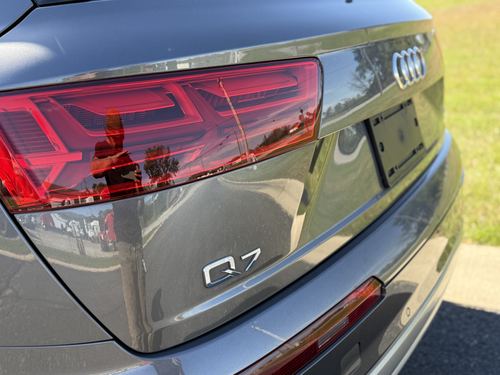 2018 Audi Q7 3.0T Premium Plus — photo 14