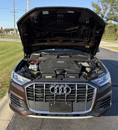 2021 Audi Q7 55 Premium Plus — photo 40
