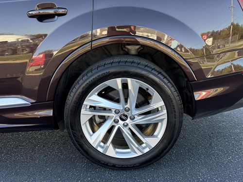 2021 Audi Q7 55 Premium Plus — photo 12