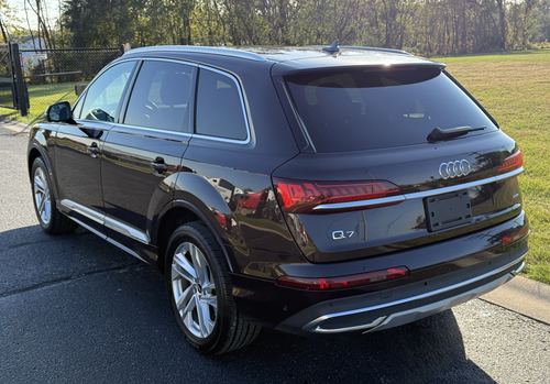 2021 Audi Q7 55 Premium Plus — photo 7