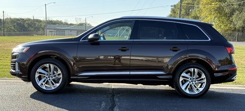 2021 Audi Q7 55 Premium Plus — photo 10