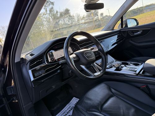 2021 Audi Q7 55 Premium Plus — photo 16