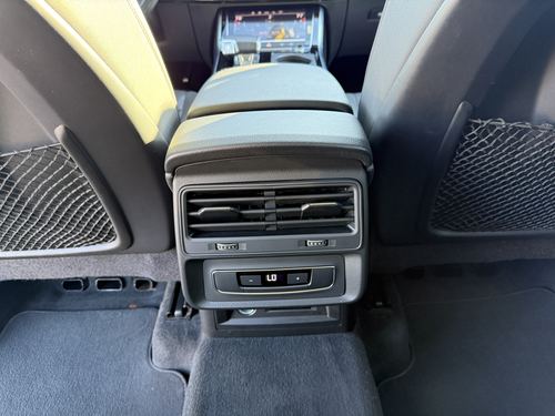 2021 Audi Q7 55 Premium Plus — photo 31
