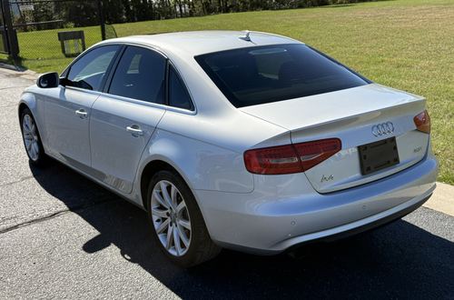 2013 Audi A4 2.0T Premium Plus — photo 10