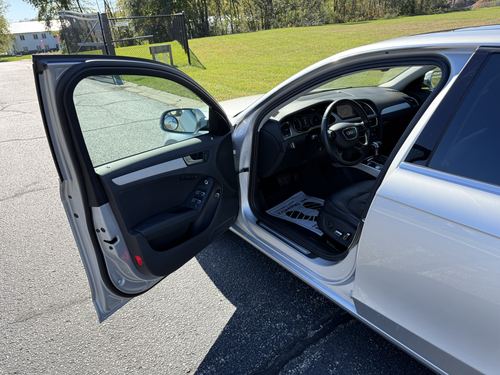 2013 Audi A4 2.0T Premium Plus — photo 7