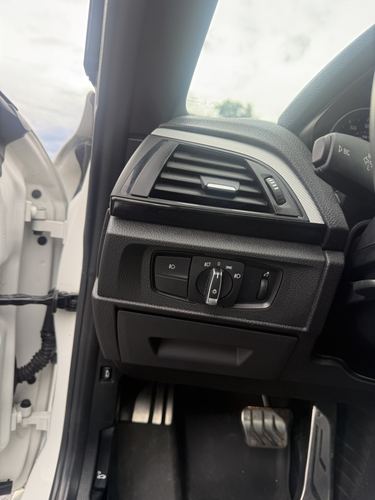 2017 BMW 230 xDrive — photo 26
