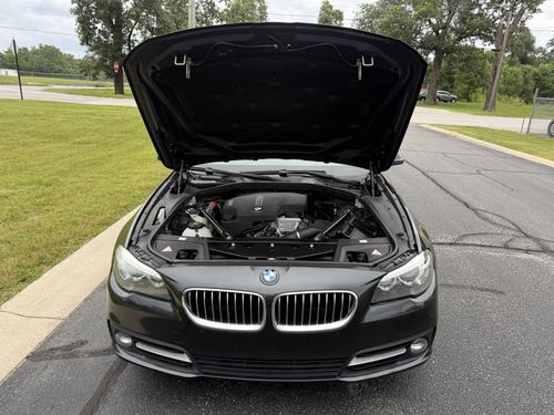 2015 BMW 528 5-Series — photo 4