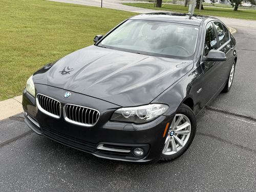 2015 BMW 528 5-Series — photo 14