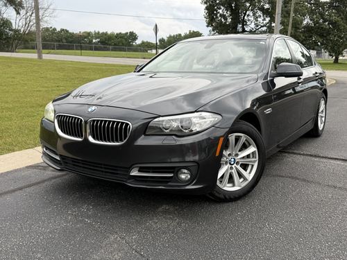 2015 BMW 528 5-Series — photo 16