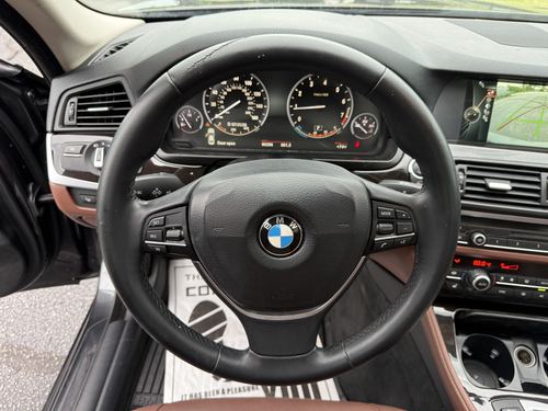 2015 BMW 528 5-Series — photo 22