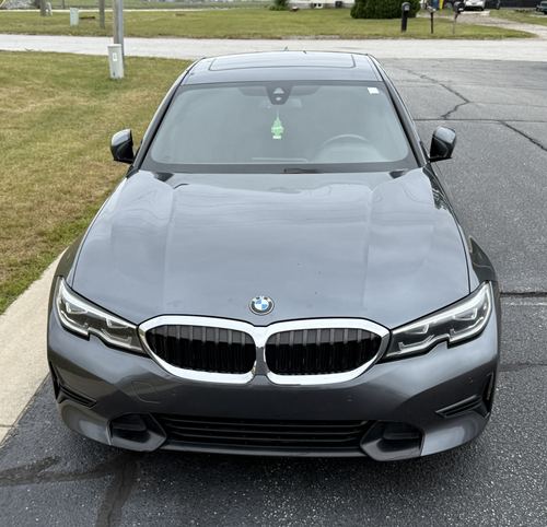 2019 BMW 330 xDrive — photo 8
