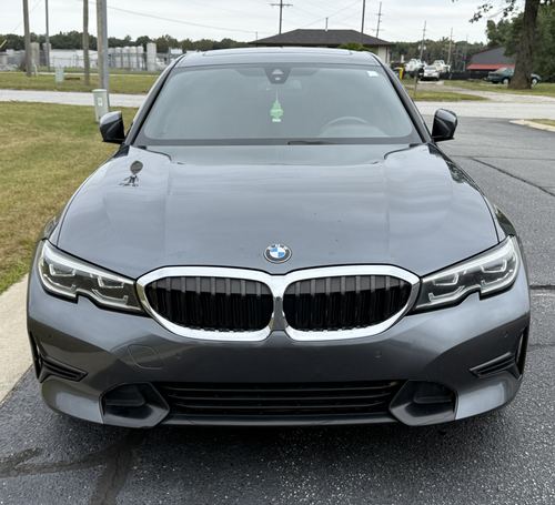 2019 BMW 330 xDrive — photo 6