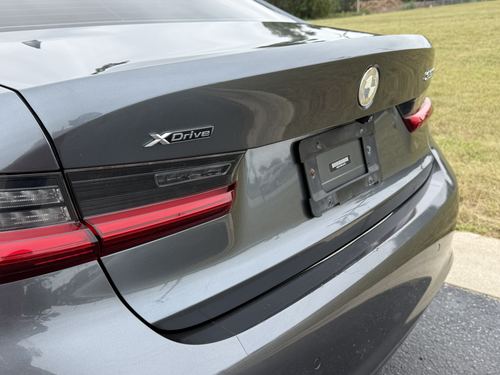 2019 BMW 330 xDrive — photo 15