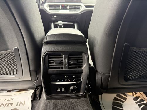 2019 BMW 330 xDrive — photo 24