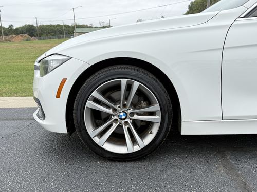 2017 BMW 330 330i SULEV Sedan — photo 13