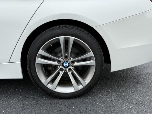 2017 BMW 330 330i SULEV Sedan — photo 14