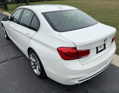2017 BMW 330 330i SULEV Sedan — photo 8