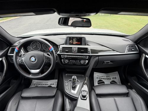 2017 BMW 330 330i SULEV Sedan — photo 16