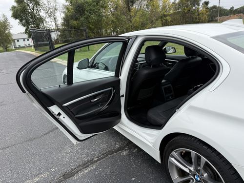 2017 BMW 330 330i SULEV Sedan — photo 12