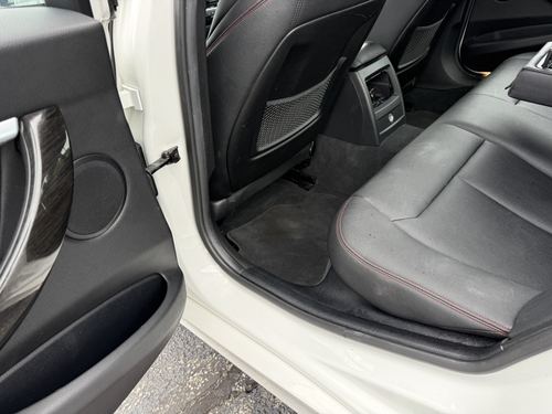 2017 BMW 330 330i SULEV Sedan — photo 28
