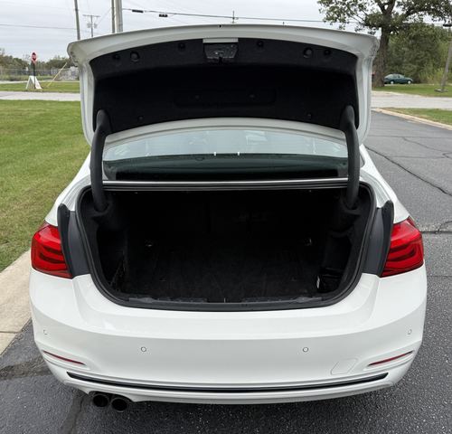 2017 BMW 330 330i SULEV Sedan — photo 35