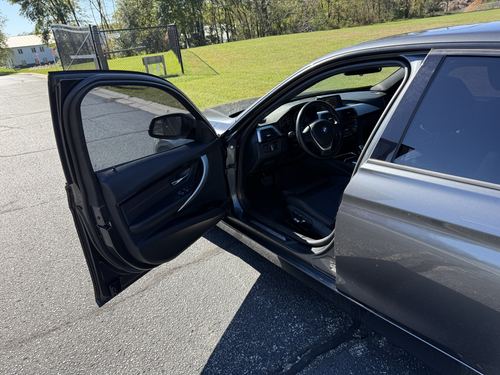 2016 BMW 328 328i SULEV — photo 12