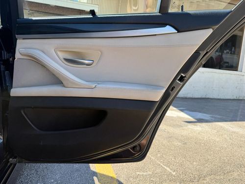 2011 BMW 535 535i — photo 24