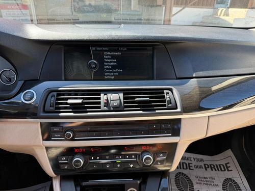 2011 BMW 535 535i — photo 25