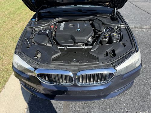2017 BMW 530 530i — photo 3
