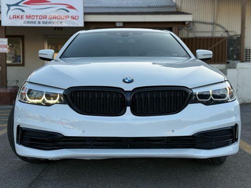 2019 BMW 530E iPerformance — photo 3